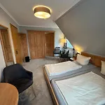 エンゲマン クルヴェ 4*
