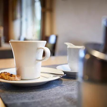 Hotell Engemann Kurve 4*