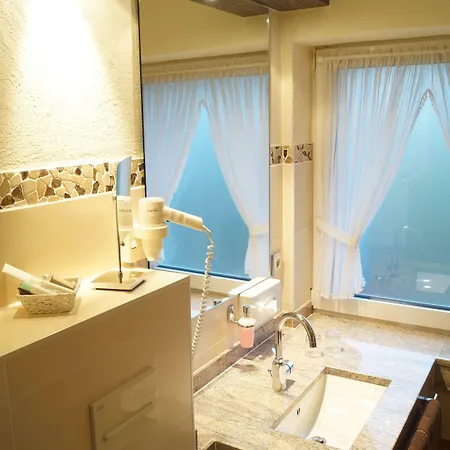 Hotell Engemann Kurve 4*